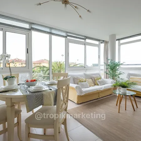 Luminoso Playa Ris Con Garaje アパート ノハ